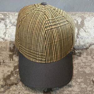 New Lululemon Bamboo Cap with gray bill.